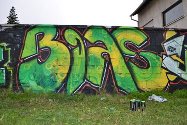 Graffiti Wall - Photo by jumbos - bias (2014)