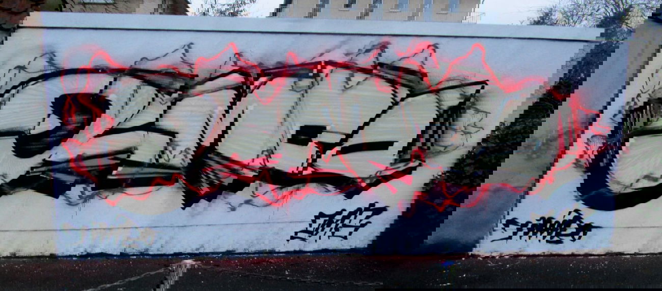 Graffiti Bombing - Photo by jumbos - jimbo (2015)