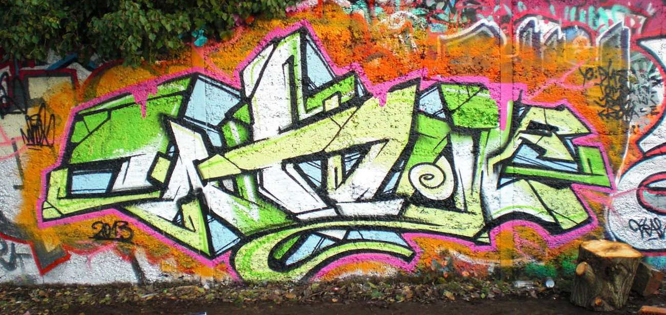 Graffiti Wall - Photo by jumbos - whol (2013)