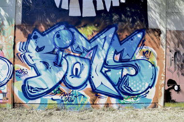 Graffiti Wall - Photo by jumbos - BIAS