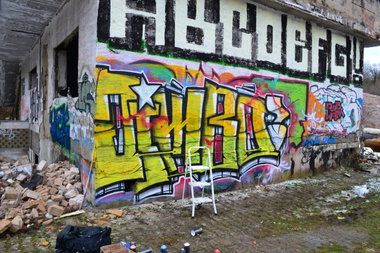 Graffiti Wall - Photo by jumbos - jimbo, abcdefg (2015)