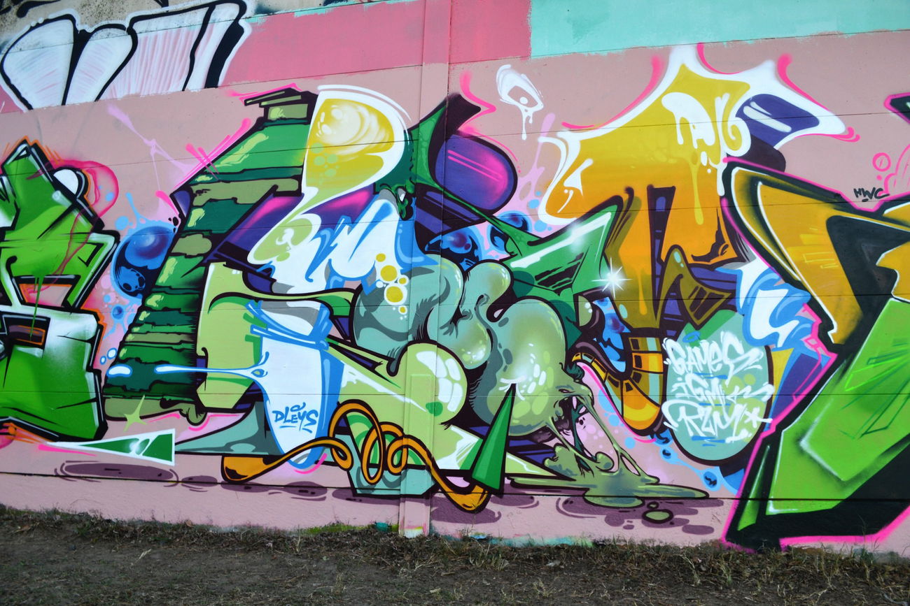 Graffiti Wall - Photo by jumbos