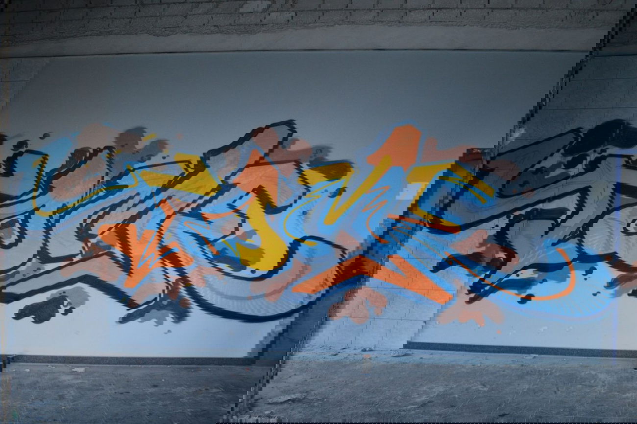 Graffiti Wall - Photo by jumbos - tome