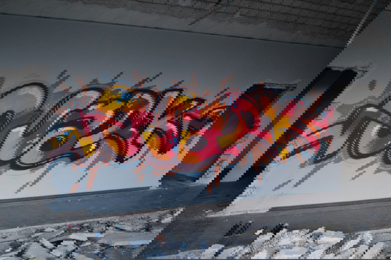 Graffiti Bombing - Photo by jumbos - quark