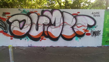 Graffiti Wall - Photo by jumbos - jumbo, locals (2014)