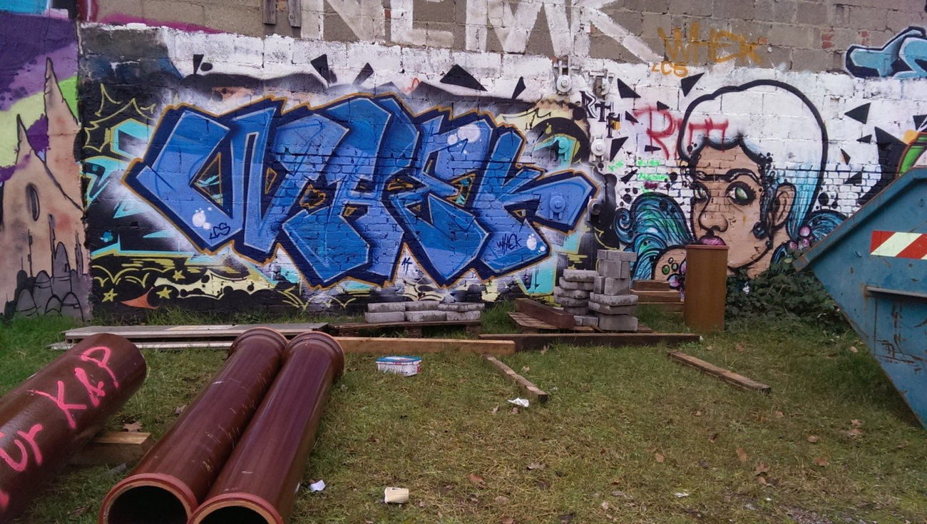 Graffiti Wall - Photo by jumbos - whek (2014)