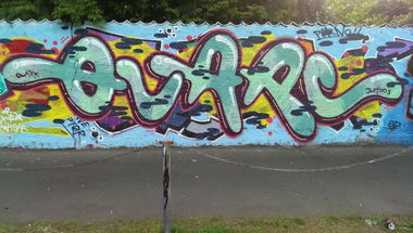 Graffiti Wall - Photo by jumbos - QUARK, jumbos, quark