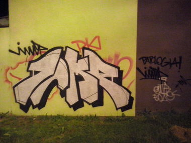 Graffiti Wall - Photo by jump