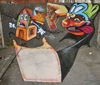 Graffiti Wall in Belgrade - Photo by junk - artez.junk, characters (2012)