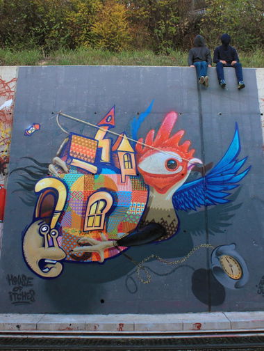 Graffiti Wall in Belgrade - Photo by junk - house, of, itches.artez.junk.rooster.snail (2012)