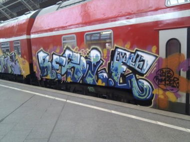 Graffiti Train - Photo by junkie0341