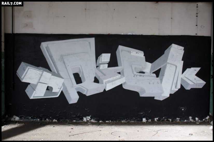 Graffiti Wall in Leipzig - Photo by junkie0341 - trick