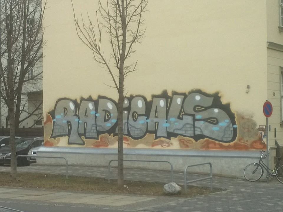 Graffiti Bombing - Photo by junkie0341