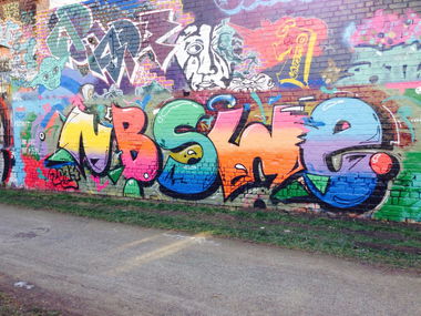 Graffiti Wall - Photo by junkie0341