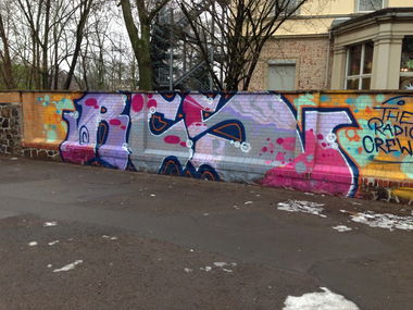 Graffiti Bombing - Photo by junkie0341