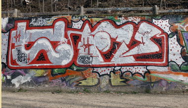 Graffiti Wall in Zwickau - Photo by justusjonas