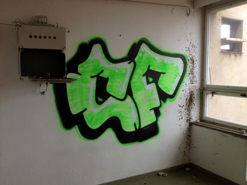 Graffiti Wall in Zwickau - Photo by justusjonas