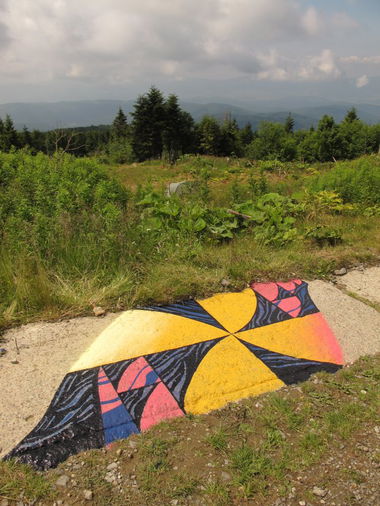 Graffiti Street Art in Uzhhorod - Photo by kalkov - kalkov, circulation, streetart (2011)