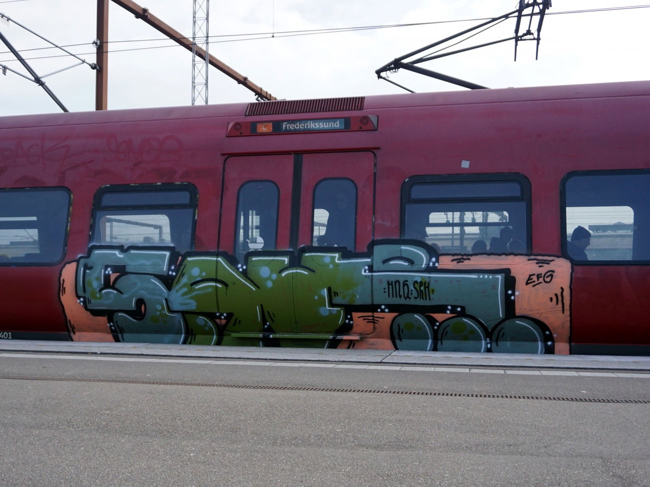 Graffiti Train in Copenhagen - Photo by kami68k - train, copenhagen, saur (2016)