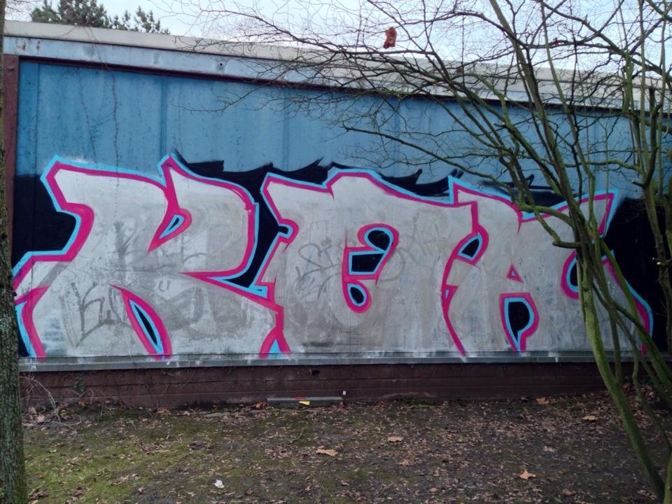 Graffiti Bombing in Dortmund - Photo by kantsone - koa, crew, kants (2014)