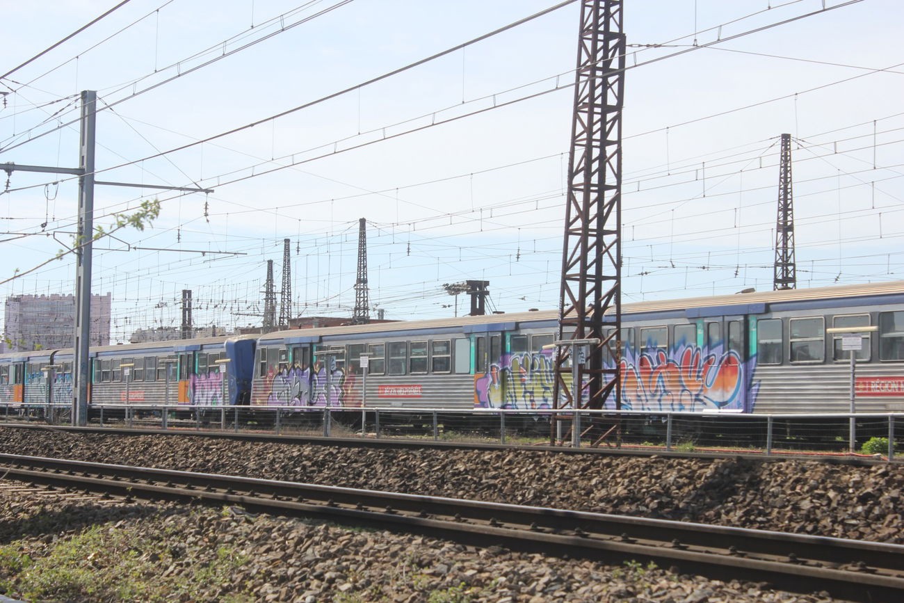 Graffiti Train - Photo by karmasutra