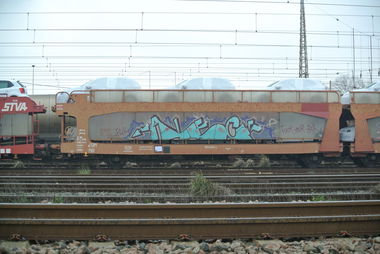 Graffiti Train - Photo by karmasutra - Alec