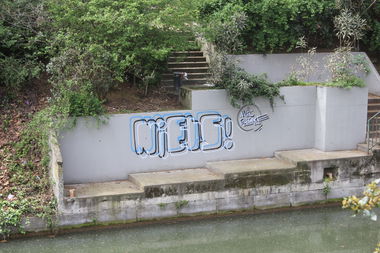 Graffiti Wall - Photo by karmasutra - niels