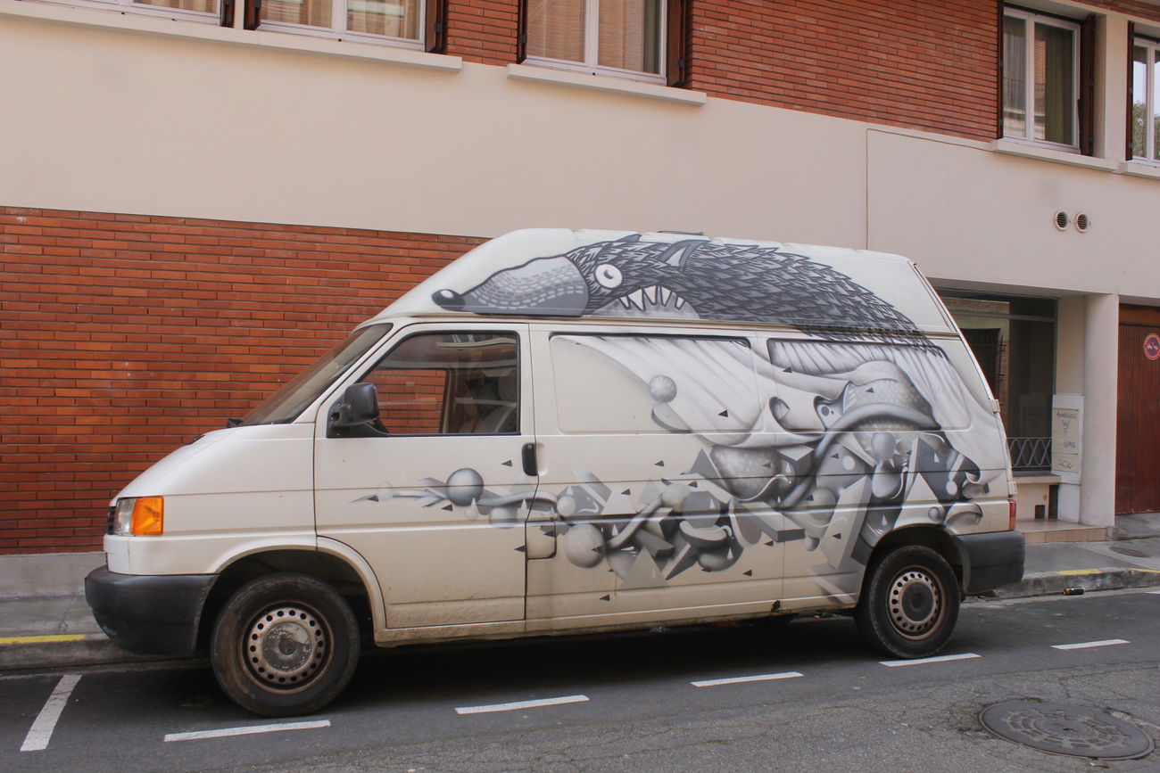 Graffiti Street Art - Photo by karmasutra