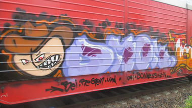 Graffiti Train - Photo by kartoffelsuppe77 - sam, demon, schlechteswetter