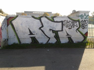 Graffiti Bombing - Photo by kartoffelsuppe77 - afa, antifa, sam