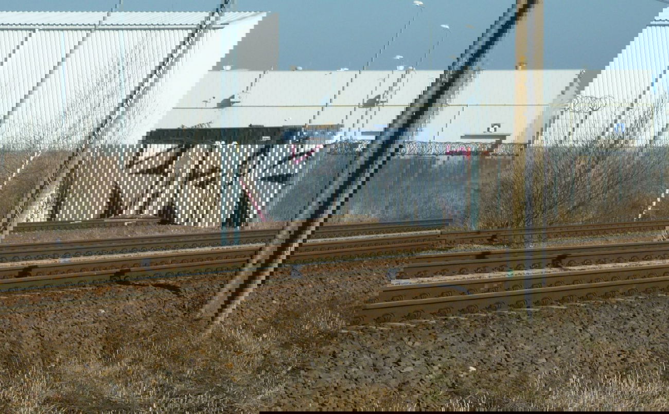 Graffiti Bombing - Photo by kazik - kazik (2015)