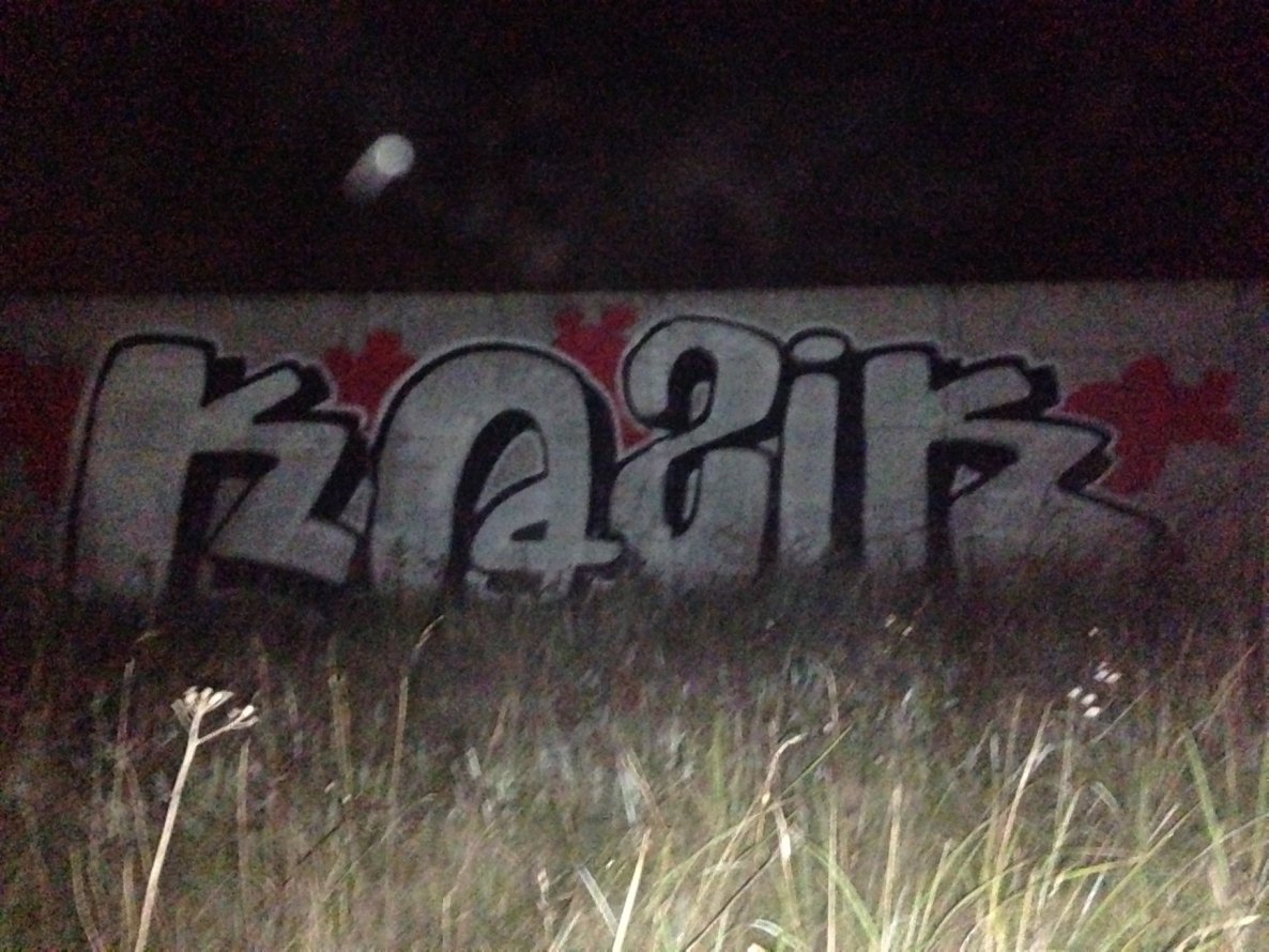 Graffiti Wall - Photo by kazik - kazik (2014)