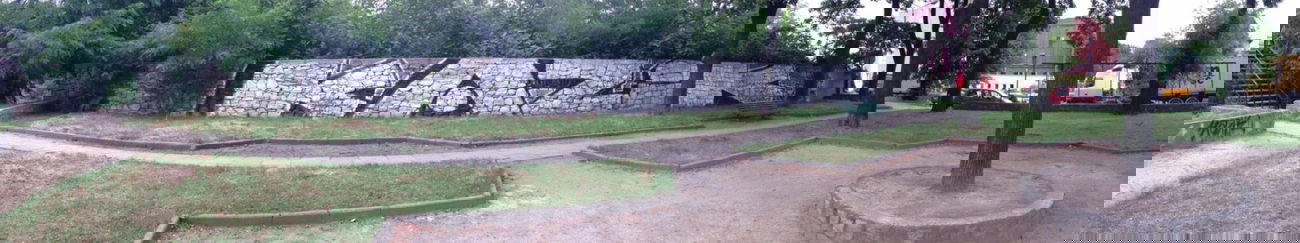 Graffiti Wall - Photo by kazik - kazik (2015)