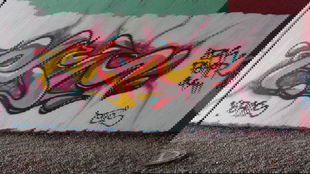 Graffiti Wall - Photo by kd - etis, bochum, uni