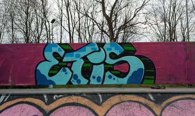 Graffiti Wall - Photo by kd - irk, muzk, tupo