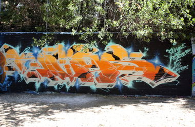Graffiti Wall in Kifisia - Photo by kebzer - kebzer, sinke, phattcaps (2013)