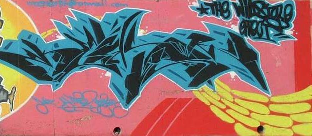 Graffiti Wall in Mitilini - Photo by kebzer - kebzer, mytilene, mitilini (2005)