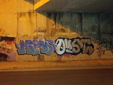 Graffiti Bombing in Greece - Photo by kens - kens, oust, athens (2017)