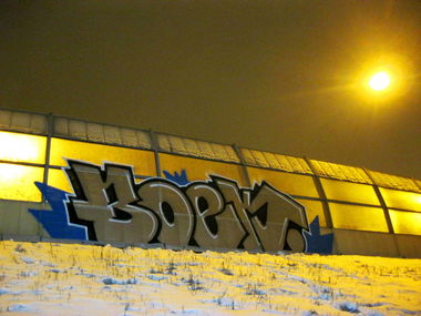Graffiti Bombing - Photo by keobster - night (2014)