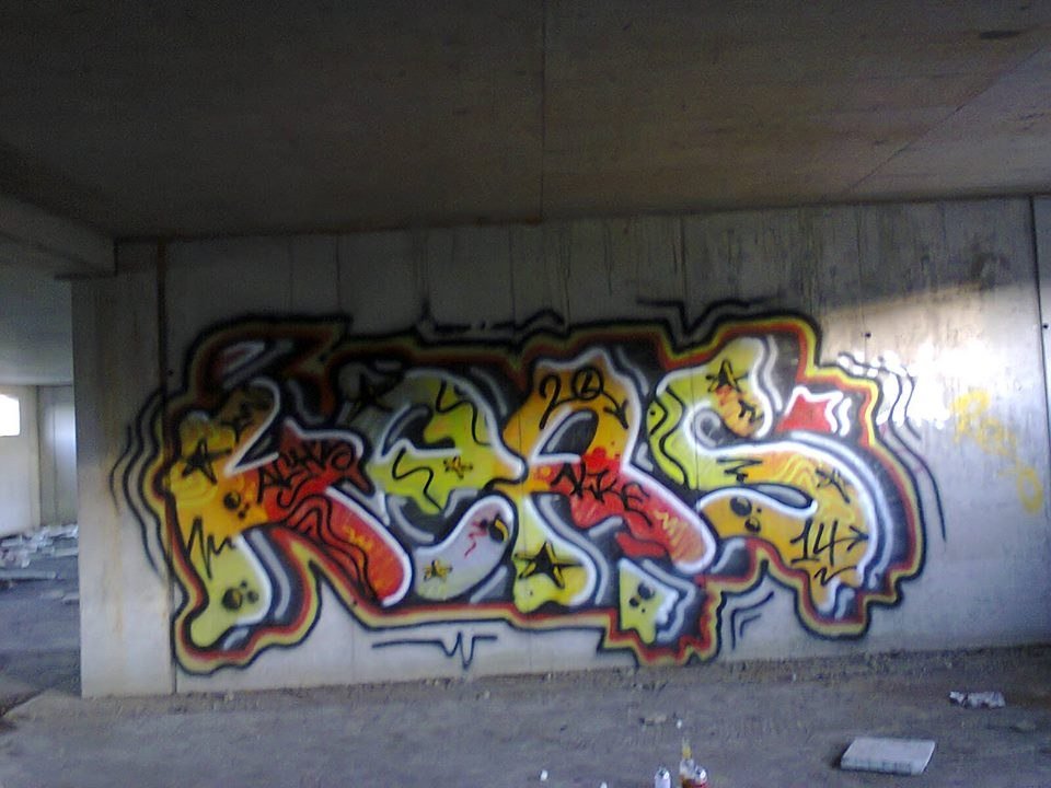 Graffiti Wall - Photo by kerholik