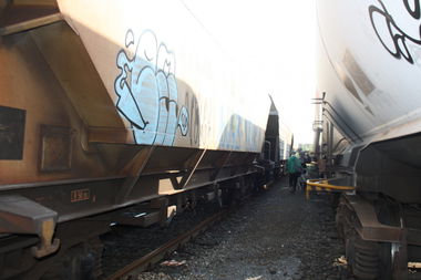 Graffiti Train - Photo by kermit - enil