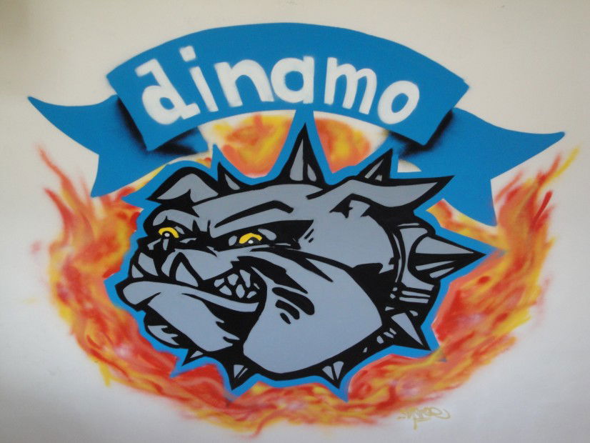 Graffiti Wall - Photo by kero194