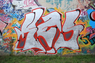 Graffiti Wall - Photo by kero194 - kes, ncr, crew (2014)