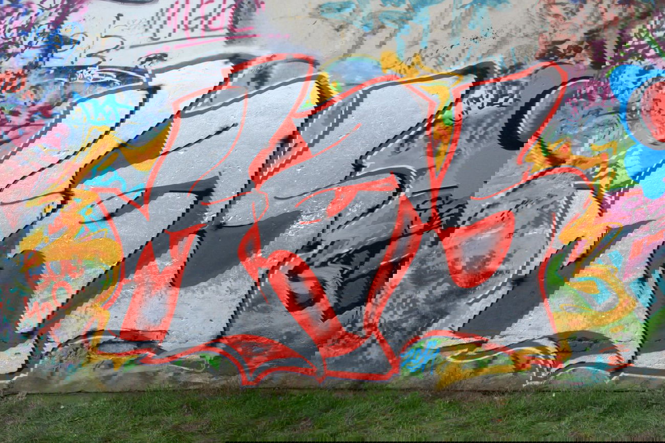 Graffiti Wall - Photo by kero194 - kes, ncr, crew (2014)