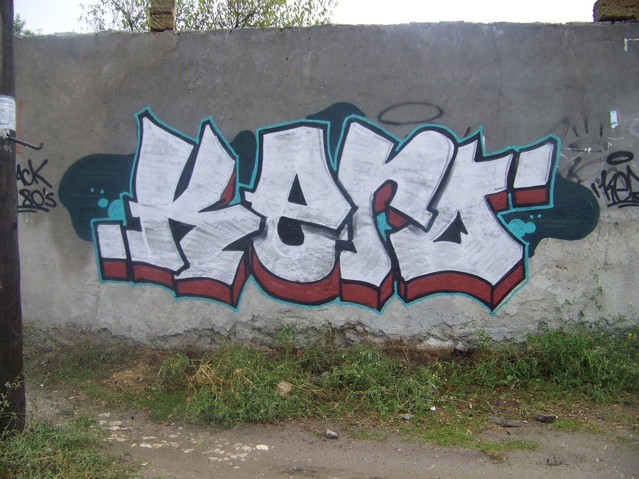 Graffiti Bombing in Украина - Photo by kerostarr (2013)
