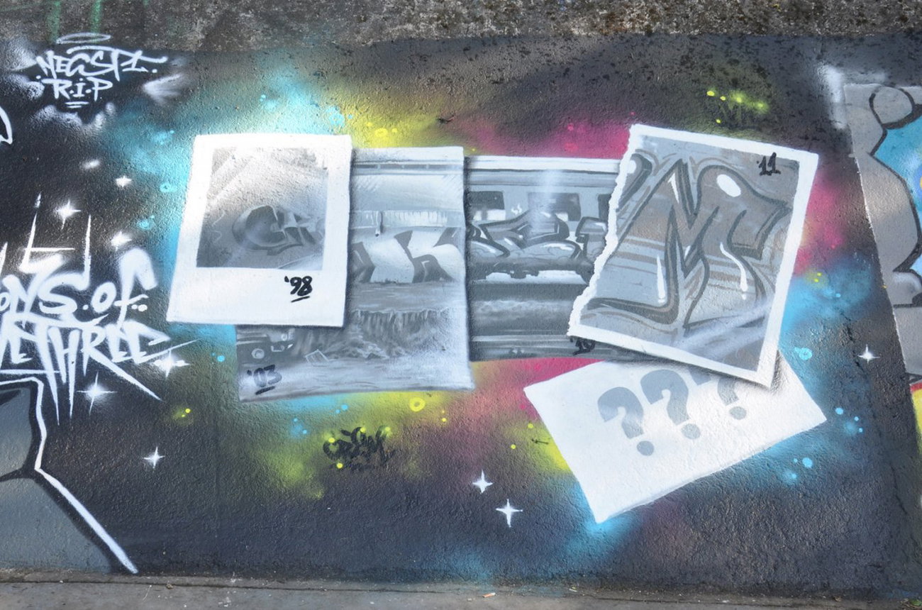 Graffiti Wall in Ostend - Photo by kesselkinder (2011)