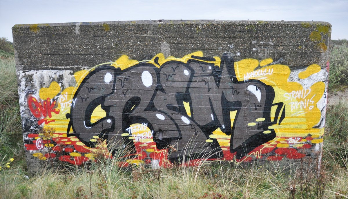 Graffiti Wall - Photo by kesselkinder - crèm (2012)