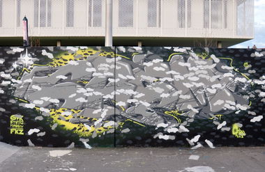 Graffiti Wall in In Space - Photo by kesselkinder - crèm (2013)