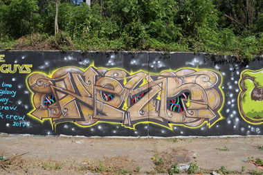 Graffiti Wall - Photo by keystothecity - keys