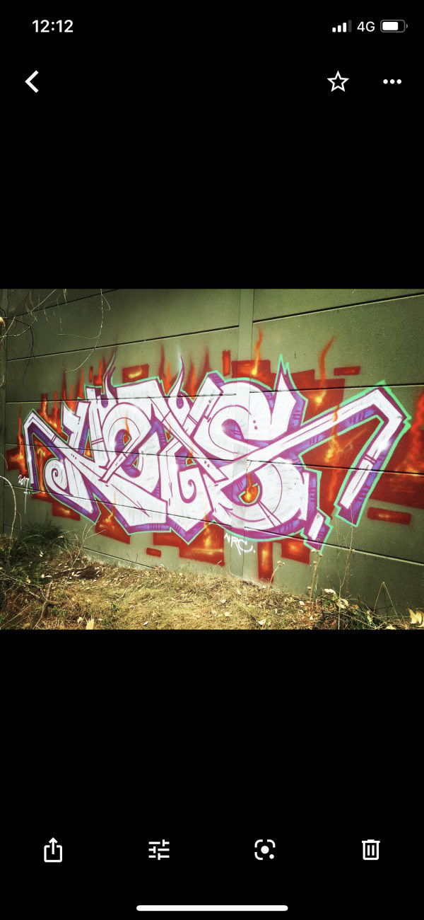 Graffiti Wall - Photo by keystothecity - Keys, graffiti